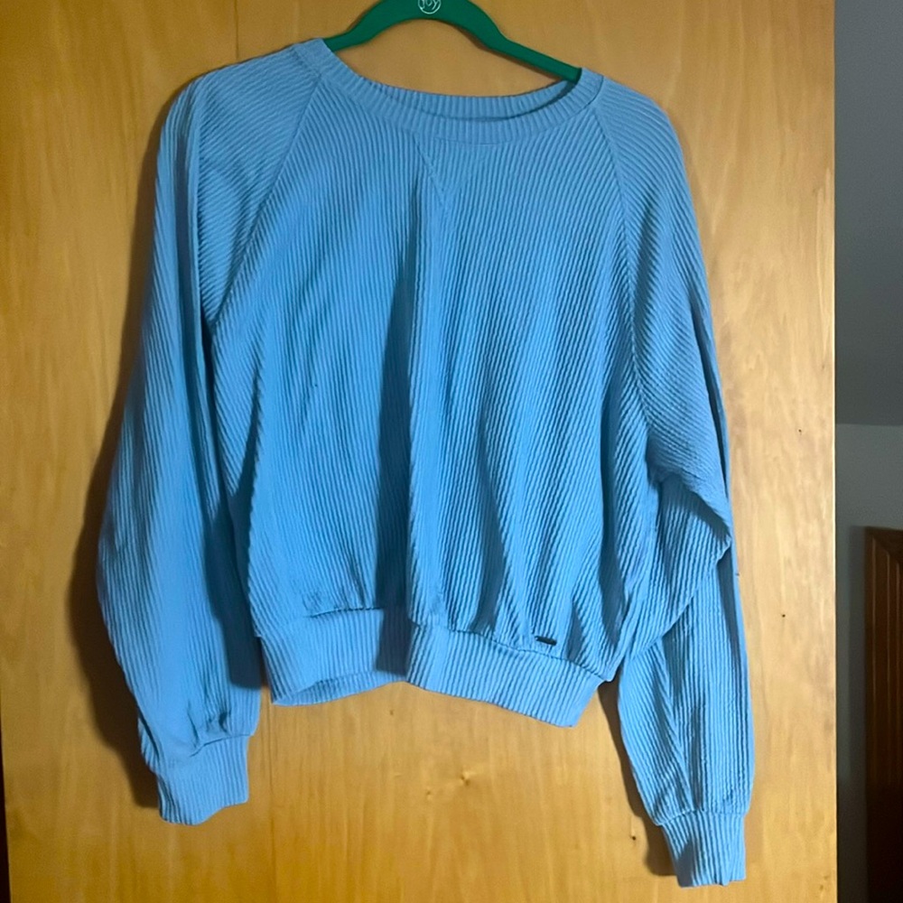 Women’s Hollister Long sleeve, size medium